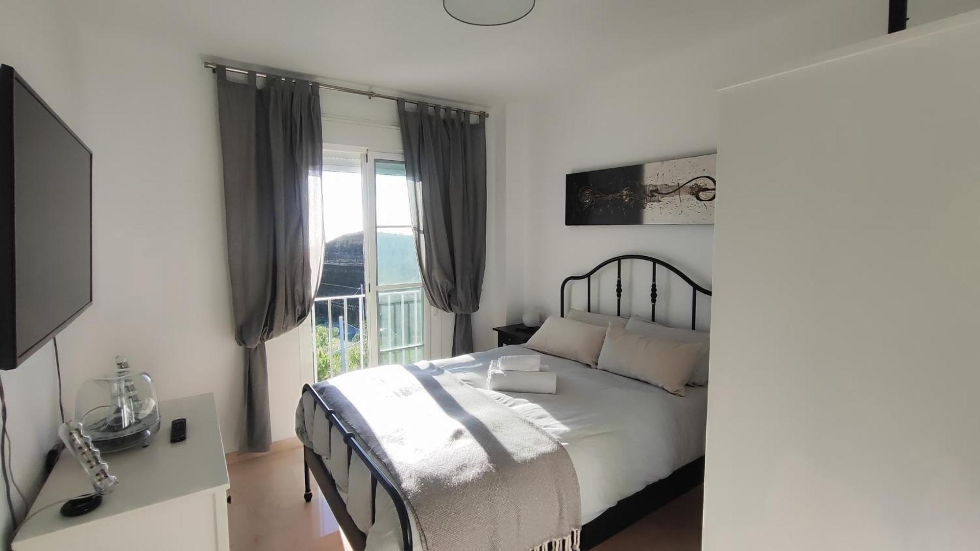 Atico Familiar Vistas Al Mar Apartment Manilva Ngoại thất bức ảnh